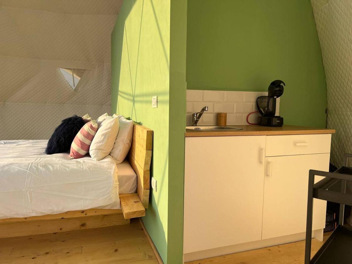 Luxuszelt Starry Dome - Manta's Retreat Glamping *