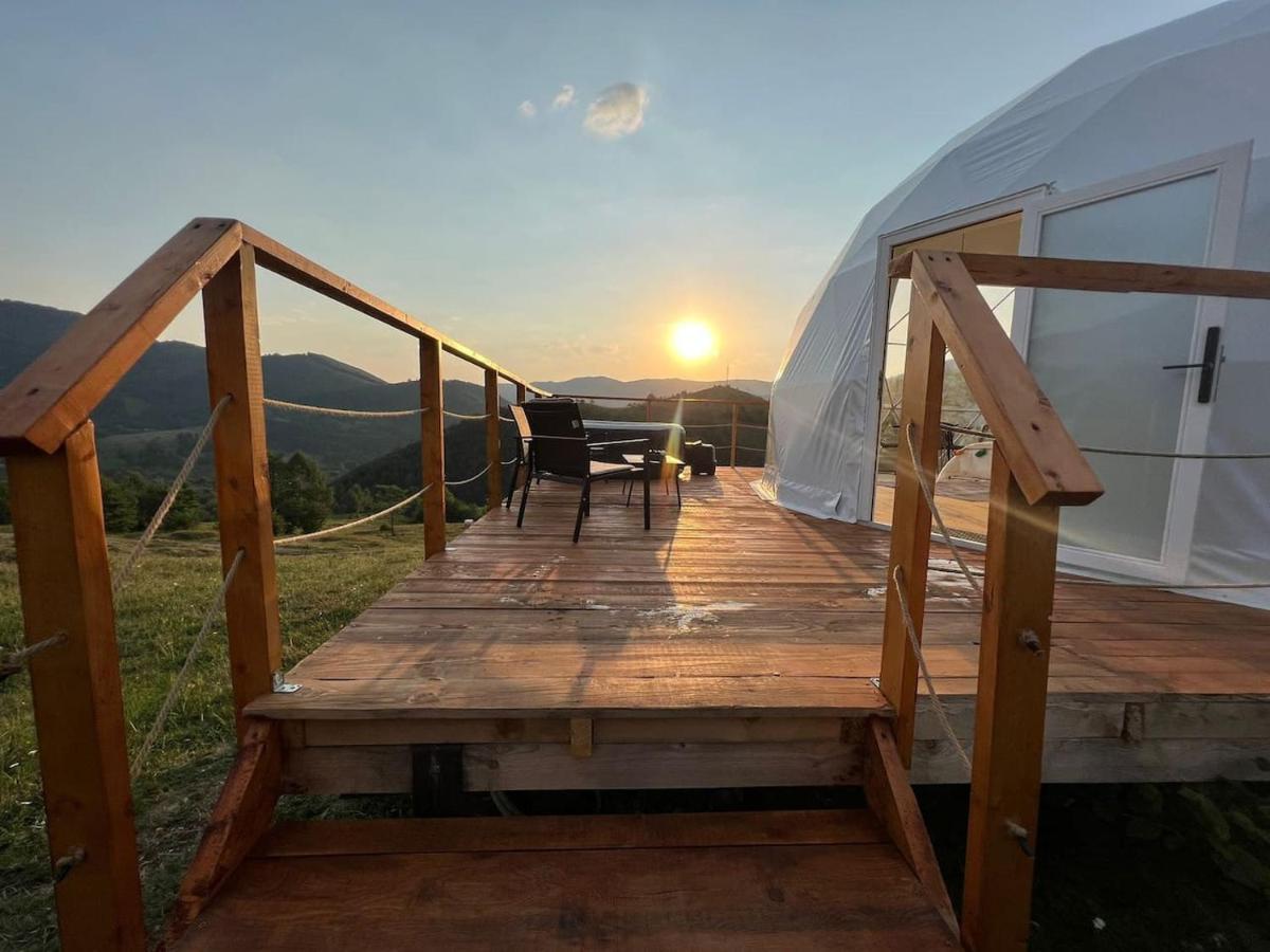Luxuszelt Starry Dome - Manta's Retreat Glamping *