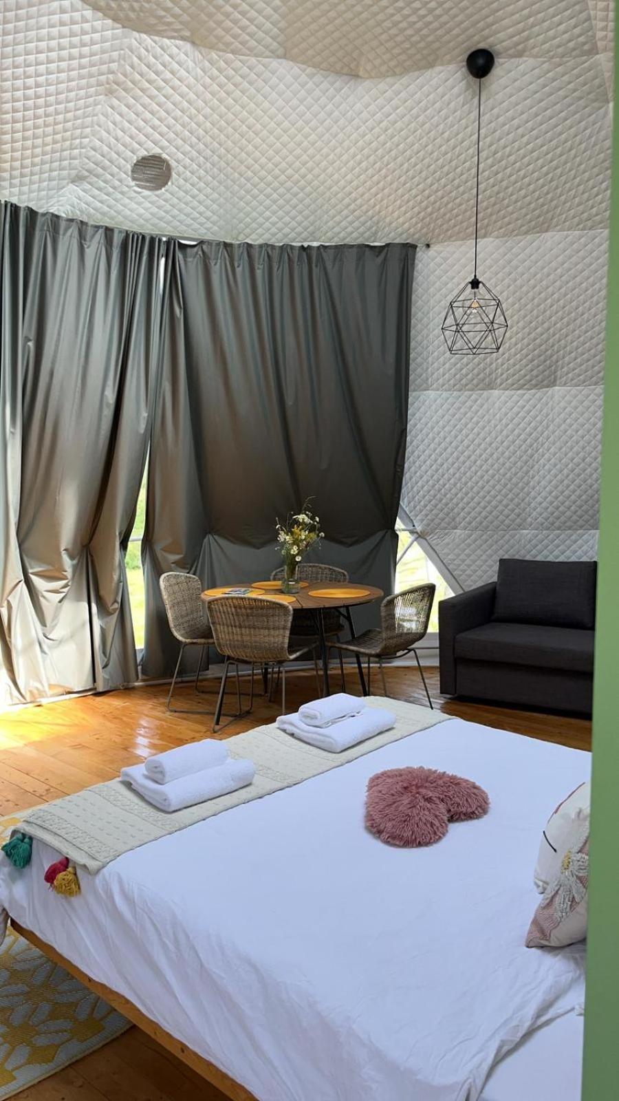 Starry Dome - Manta's Retreat Glamping *